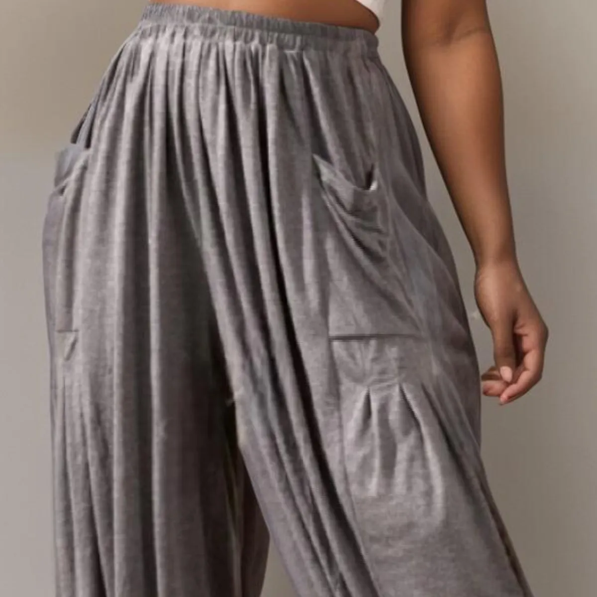 CHARCOAL BAGGY FIT HAREM PANTS WITH FRONT POCKETS