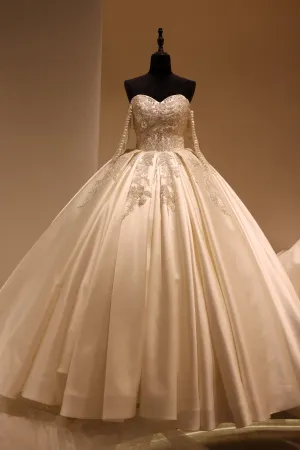 Luxury Sweetheart Satin Ball Gown Wedding Dress RS027